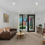 Modern Stylish New 3 Mins Cbd
