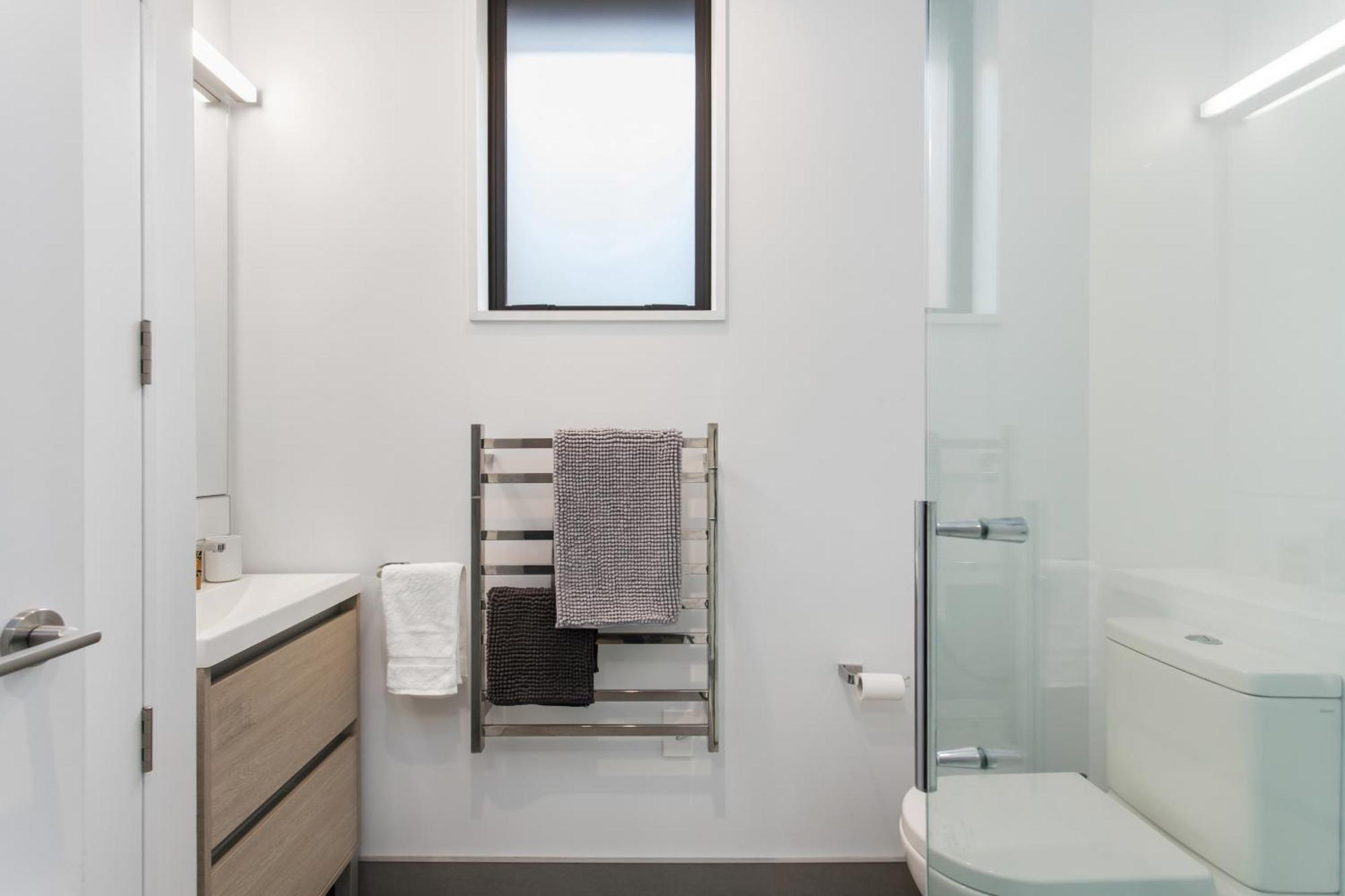 Apartment Modern Stylish New 3 Mins Cbd *