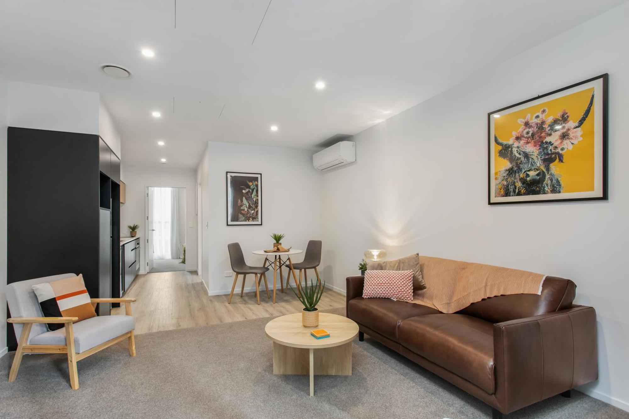 Modern Stylish New 3 Mins Cbd Apartment